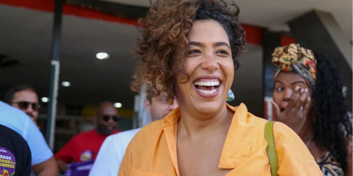 Deputada Talíria Petrone (PSOL-RJ) denuncia ameaça e insultos raciais à polícia