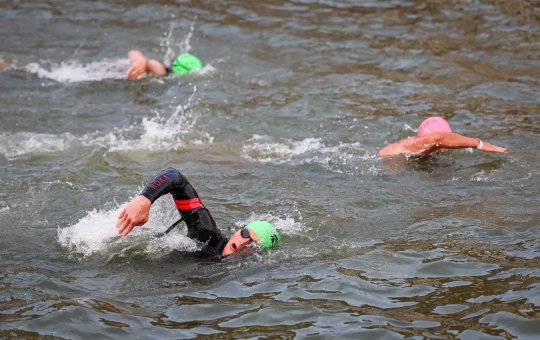 Problemas ambientais adiam prova de Triatlo Masculino nas Olimpíadas em Paris