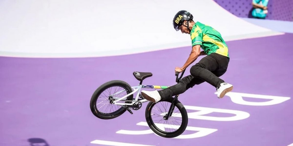 Paris 2024: Gustavo "Bala Loka" termina em sexto no BMX Freestyle