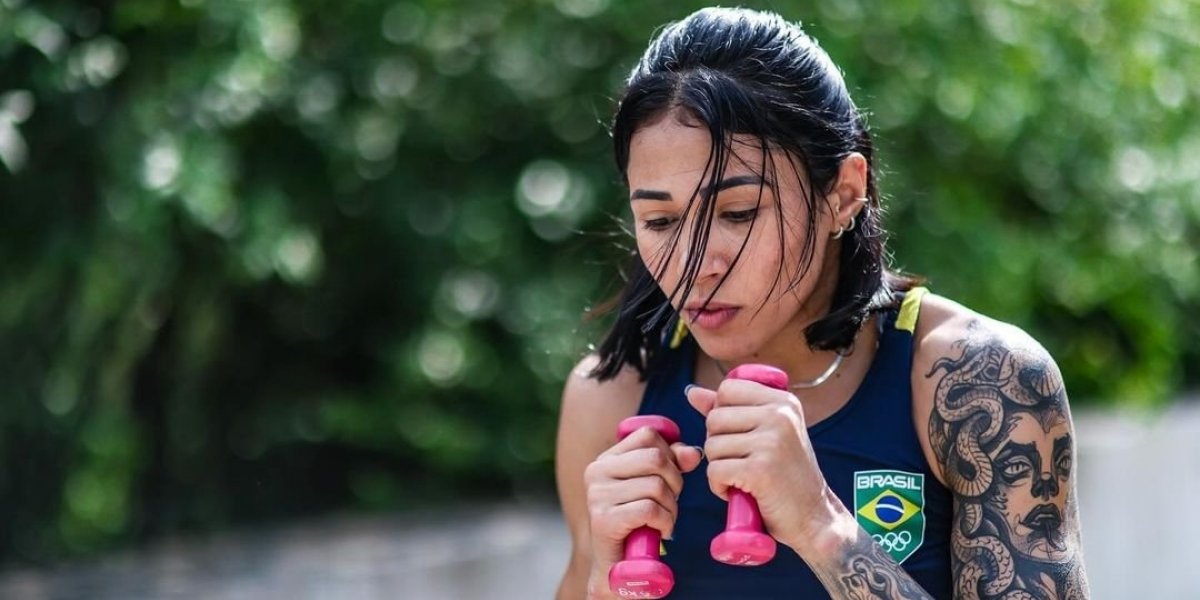 Carol Almeida é eliminada na estreia do boxe feminino em Paris