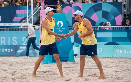 André e George são derrotados e vão para a repescagem no vôlei de praia
