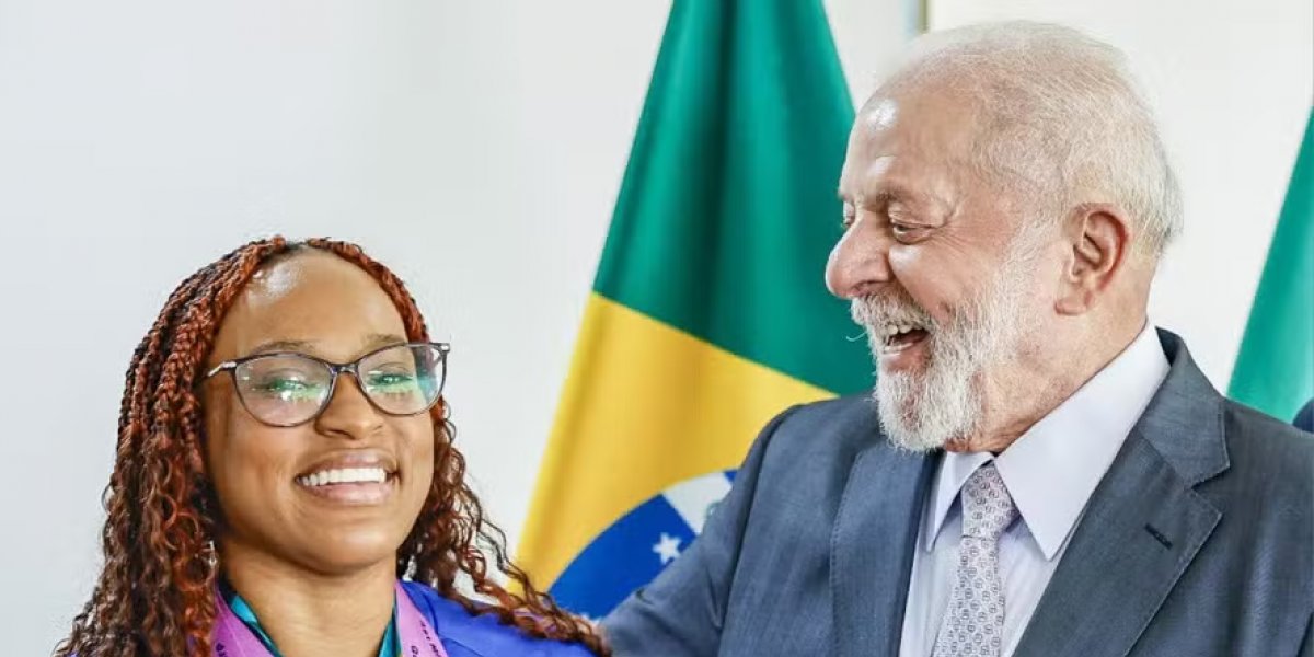 Lula parabeniza Rebeca Andrade por medalha nas olimpíadas de Paris