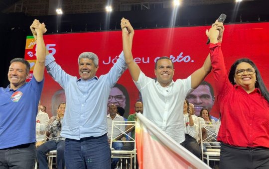 Sucessor do prefeito de Castro Alves é apresentado durante convenção