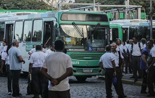Rodoviários realizam manifestação nesta sexta-feira (2) em Salvador