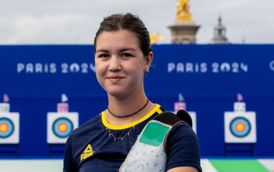 Ana Luiza Caetano perde para francesa e é eliminada no tiro com arco