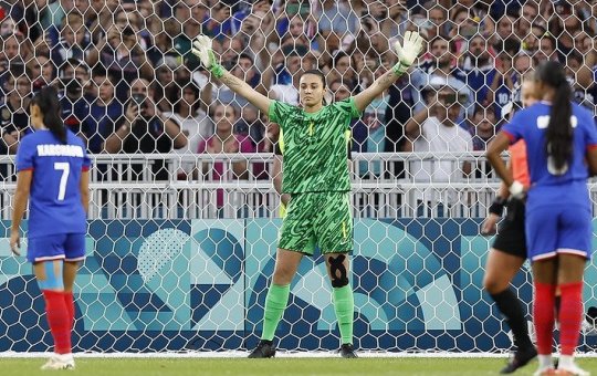 Brasil vence França por 1 a 0 e avança para a semifinal das Olimpíadas de Paris