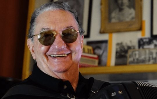 Morre Caçulinha aos 86 anos