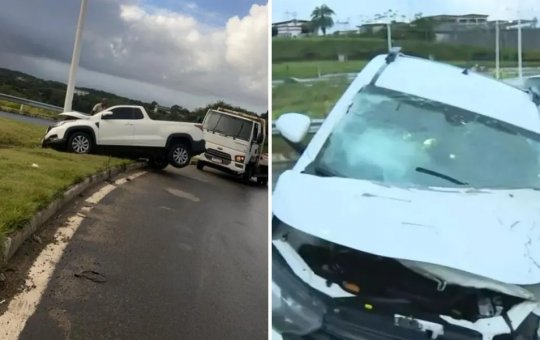 Carro perde controle e bate em poste na Estrada do Derba