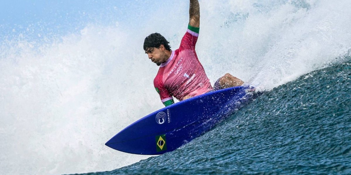 Medina é eliminado das semifinais no surfe e busca pelo bronze nas Olimpíadas