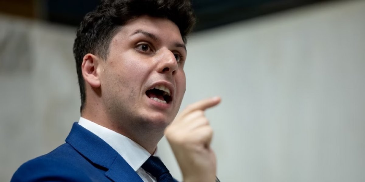 Deputado Rafael Saraiva é suspeito de agredir mulher durante fiscalização