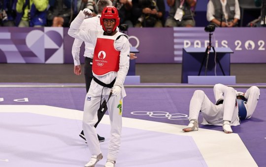 Taekwondo: Henrique Marques avança às quartas mas Caroline Santos é eliminada