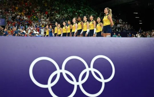 Brasil garante medalha de bronze no vôlei feminino em Paris