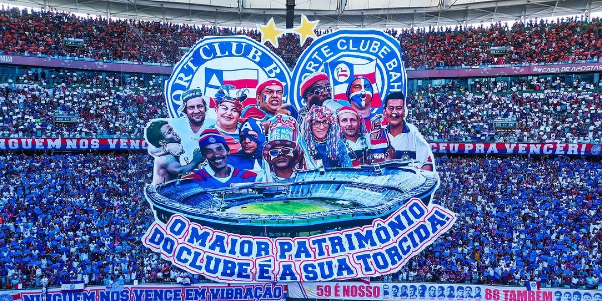 Torcedores do Bahia são flagrados 'Surfando' em ônibus na BR-324