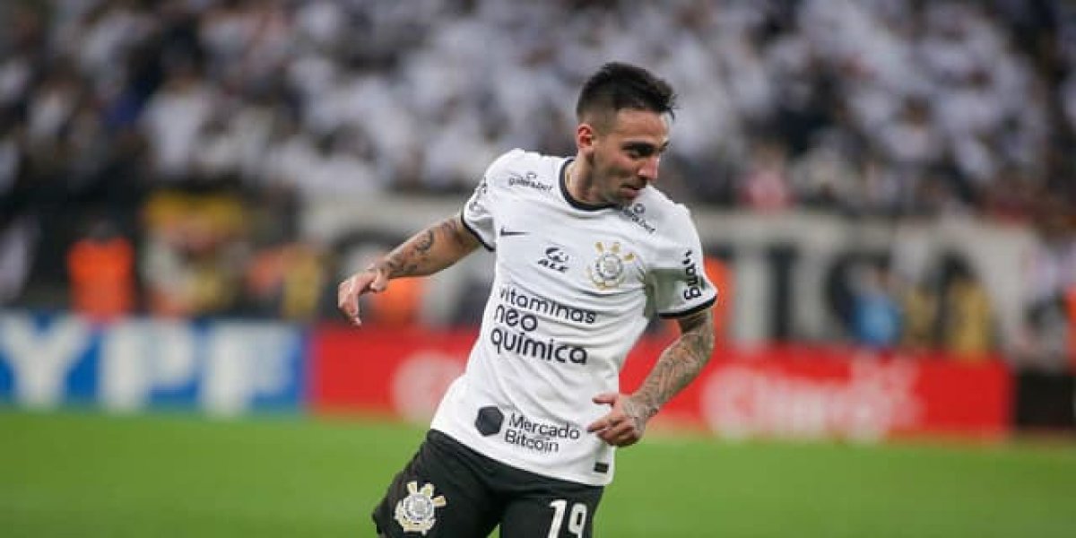 Vitória negocia a contratação de Gustavo Mosquito; saiba detalhes