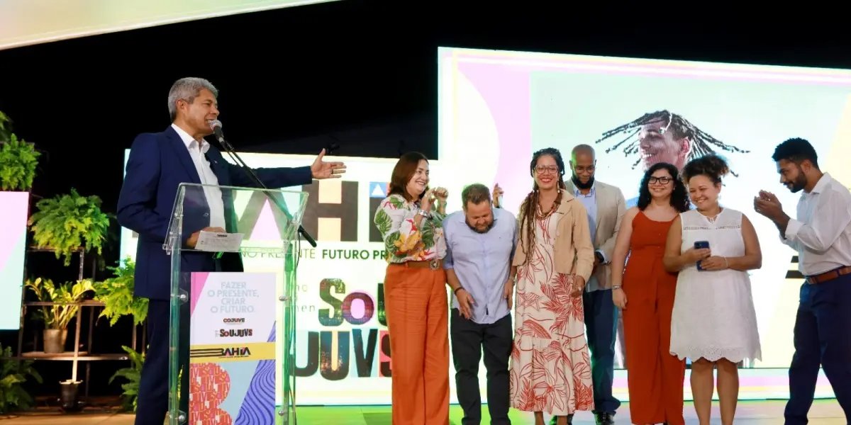 Bahia reajusta valores das bolsas de programas para a juventude