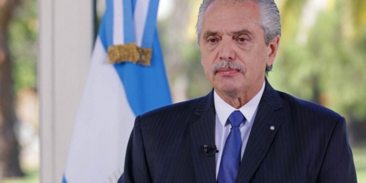 Alberto Fernández renuncia à presidência do Partido Justicialista