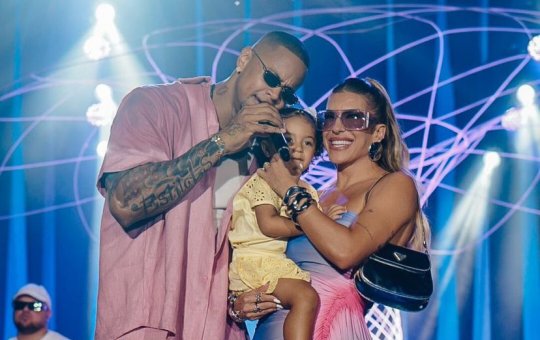 Lore Improta e Liz marcam presença no show 'Paggodin' de Léo Santana