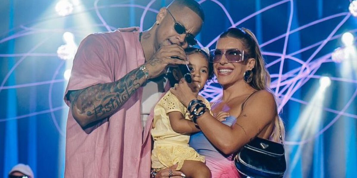 Lore Improta e Liz marcam presença no show 'Paggodin' de Léo Santana