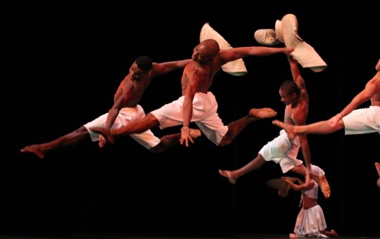 Dia do Artista de Teatro: A magia do Balé Folclórico da Bahia