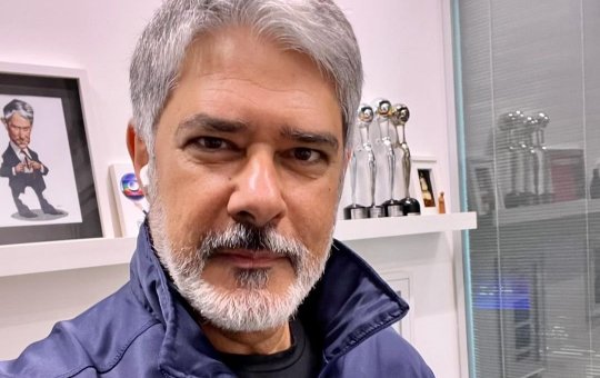 William Bonner brinca com seguidores após ser diagnosticado com Covid-19