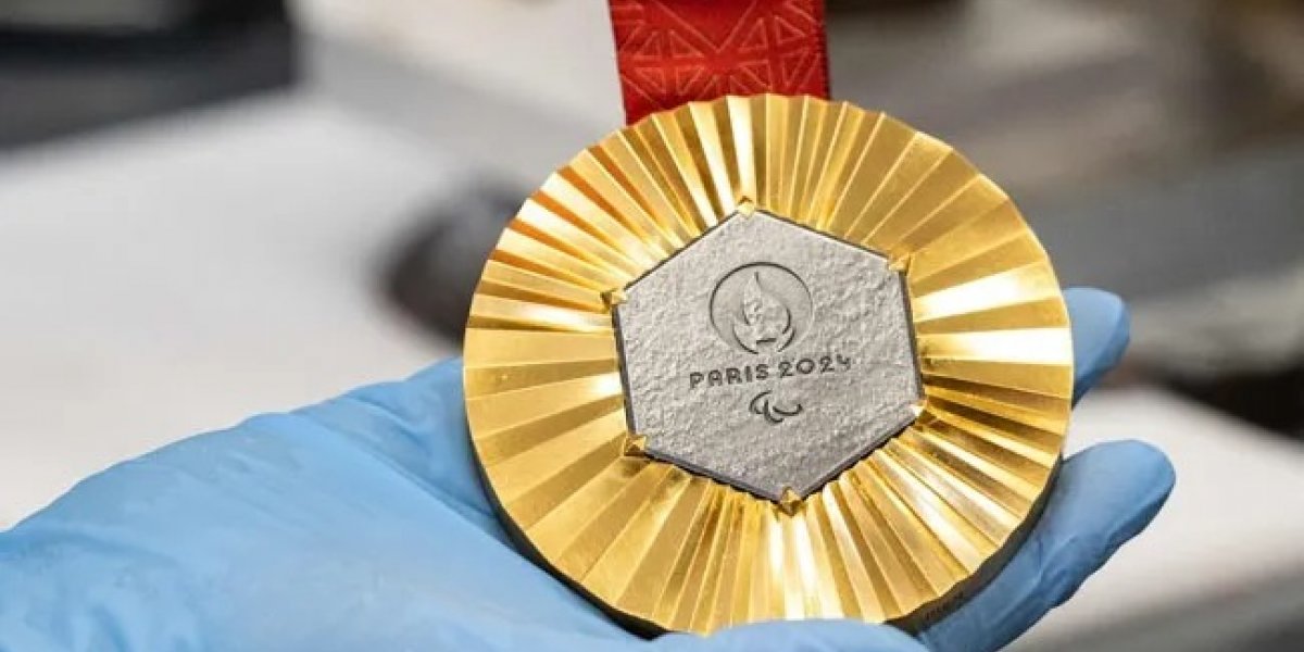 Ginasta filipino acusa mãe de desvio de dinheiro