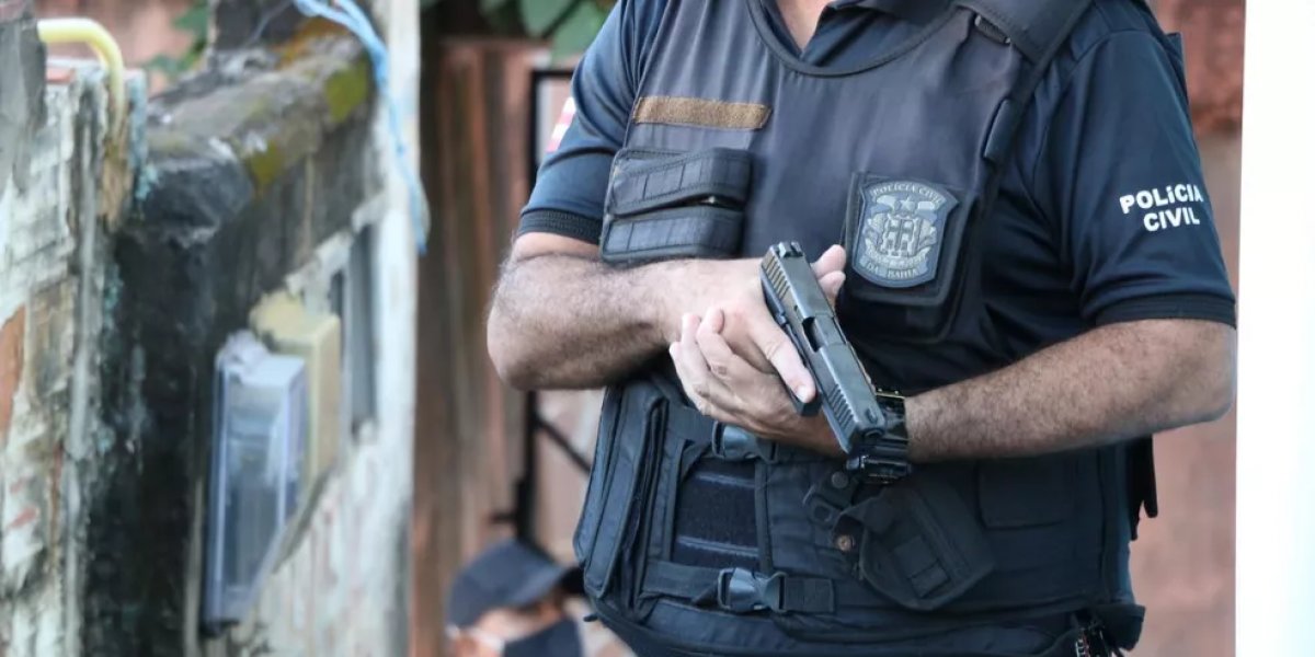 Casal é assassinado a tiros dentro de carro no bairro da Federação