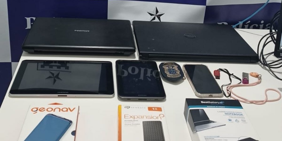 Eletrônicos são apreendidos na casa de mulher investigada por stalking