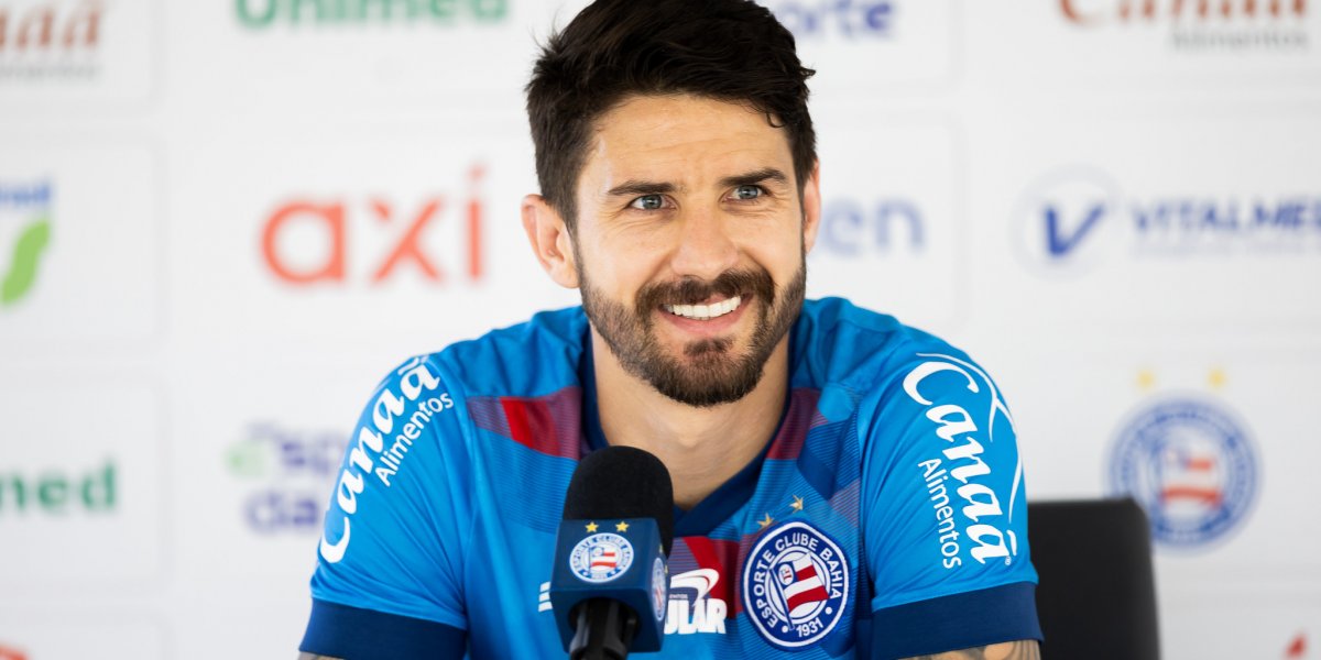 Everaldo afirma "não ligar" para críticas e celebra boa fase do Bahia