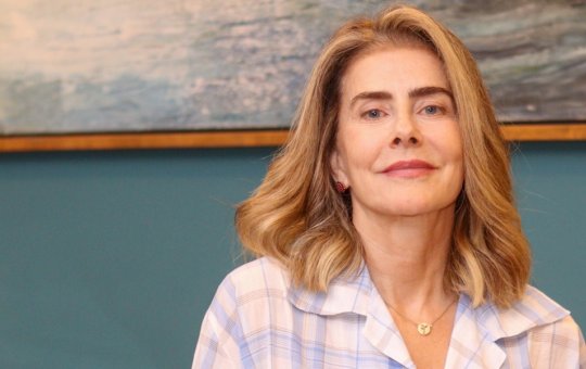 Maitê Proença revela motivo de ser retirada de novela: "Queria meu namorado"