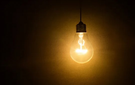 Fornecimento de energia é restabelecido em Salvador