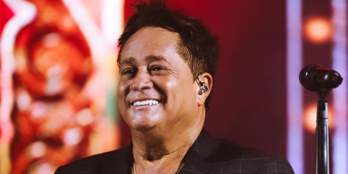 Leonardo compartilha momento engraçado em ônibus
