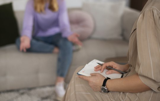 Cuidar de quem cuida: A importância da saúde mental dos psicólogos