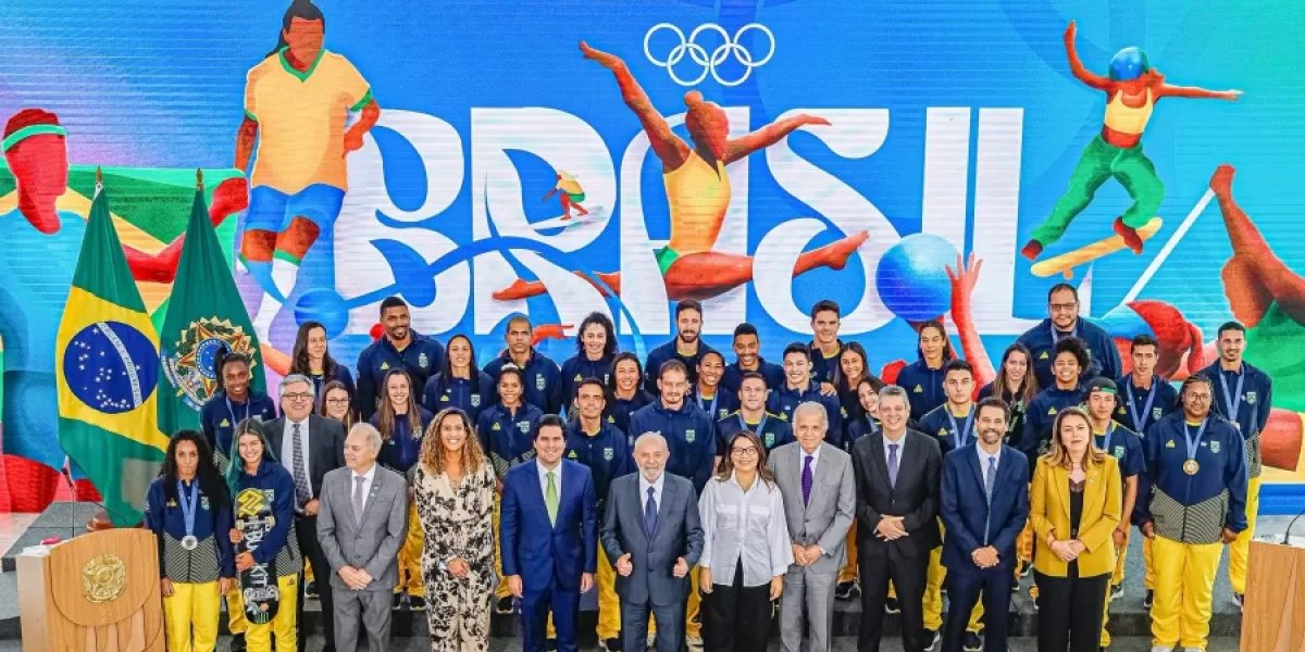 Lula recebe atletas olímpicos no Palácio do Planalto