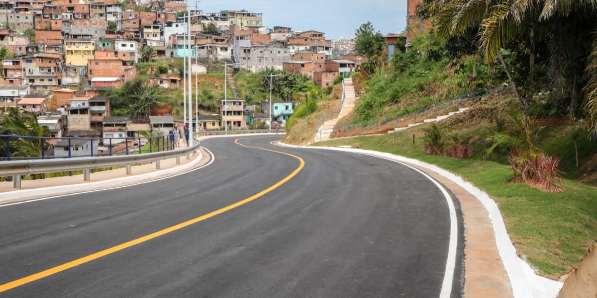 Avenida que liga BR 324 à Mata Escura é inaugurada