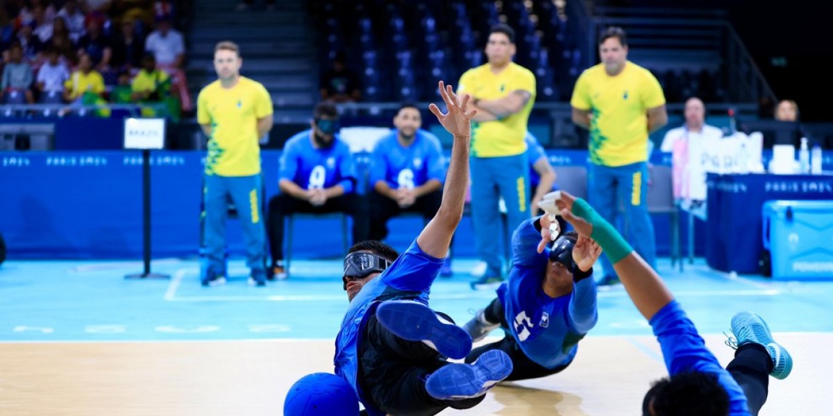 Paralimpíadas 2024: Brasil vence EUA no goalball e inicia bem a defesa do título