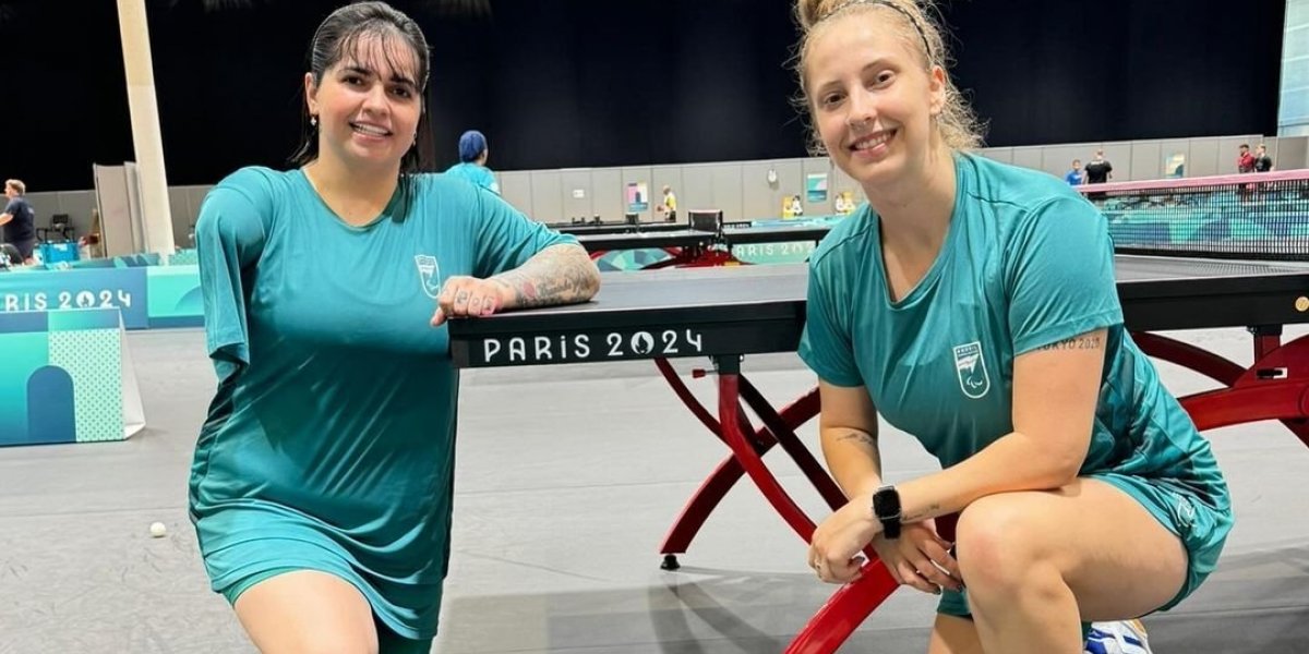 Paralimpíadas 2024: Bruna e Dani garantem medalha no tênis de mesa