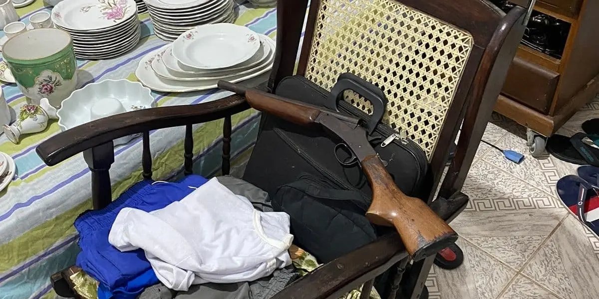 Homem é preso em Salvador por agredir e ameaçar a própria mãe de 83 anos