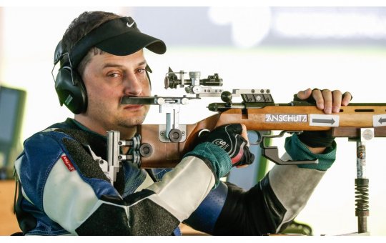 Paralimpíadas 2024: Alexandre Galgani conquista prata em tiro esportivo