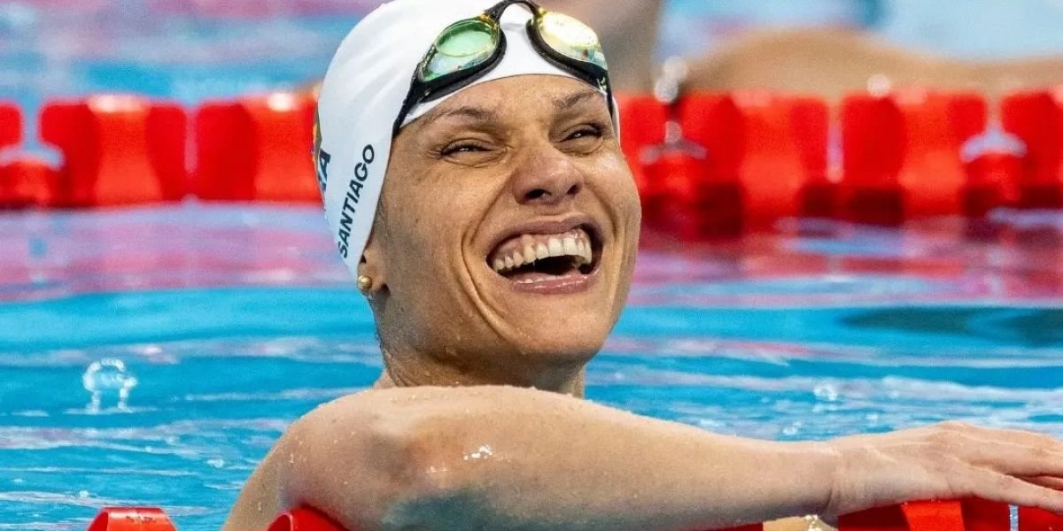 Carol Santiago conquista terceiro ouro na natação nas Paralimpíadas 2024