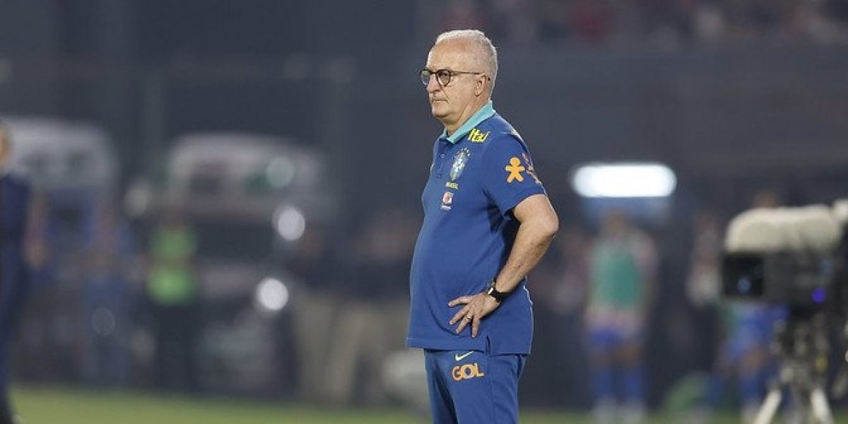 Brasil perde para Paraguai com direito a "Olé" e Dorival afirma: "não é fácil"