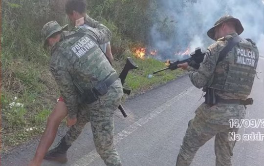 Homem é preso em flagrante após atear fogo em vegetação na Bahia