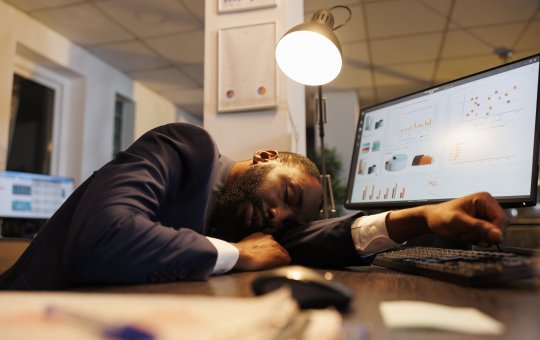 Impacto do Burnout na vida profissional; entenda