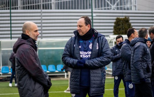 Time "primo" do Bahia enfrenta "Julgamento do século" na Inglaterra
