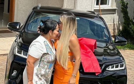 Caso Deolane: Justiça aceita pedido de sigilo no caso de Solange Bezerra