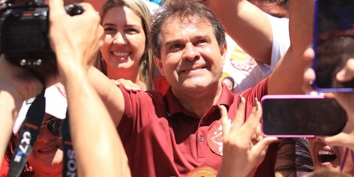 Candidato à Prefeitura de Fortaleza é alvo de ovada durante campanha