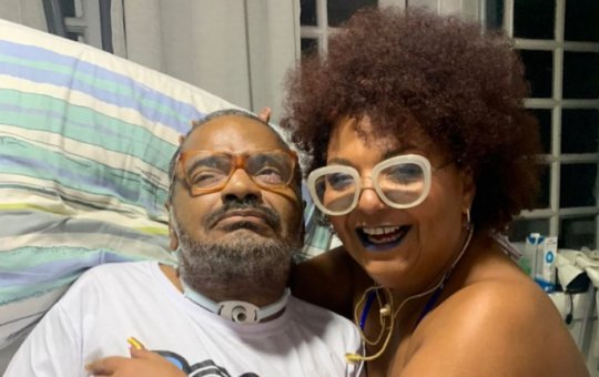 Mulher de Arlindo Cruz leva novo namorado para morar com ela e o cantor