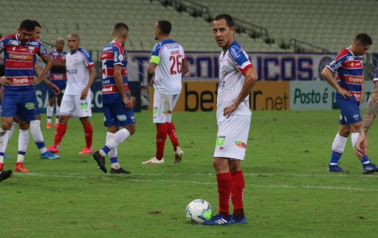 Em briga pelo G4, Bahia busca quebrar tabu contra Fortaleza