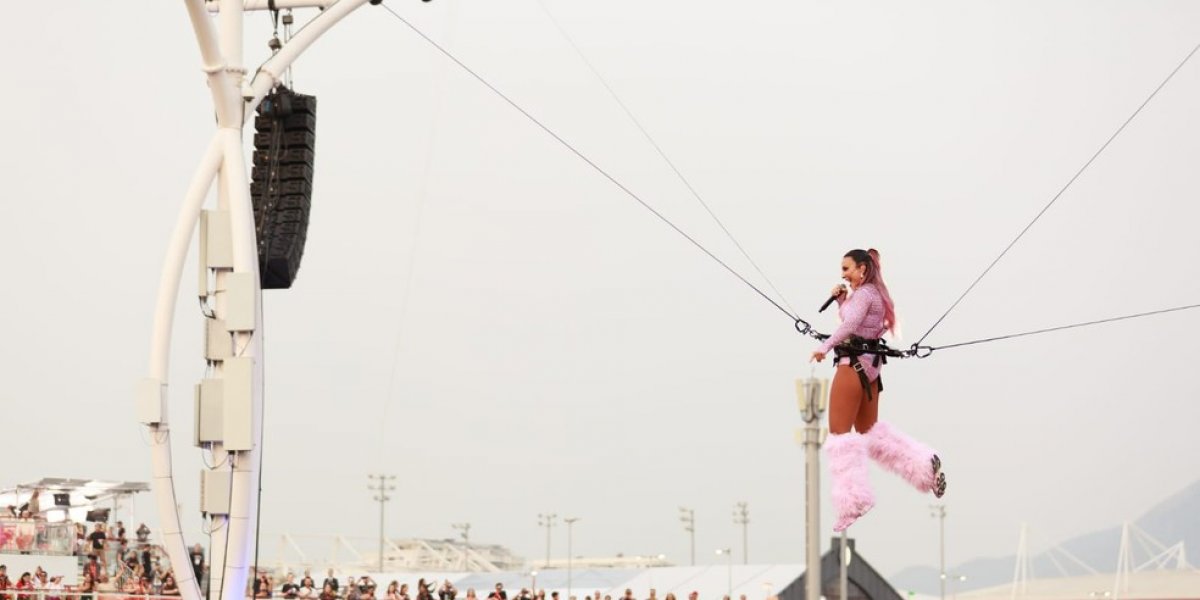 Ivete Sangalo brilha no Rock in Rio com voo e música inédita