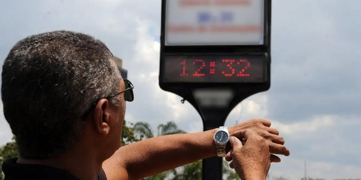 Governo prevê economia de R$ 400 milhões com horário de verão