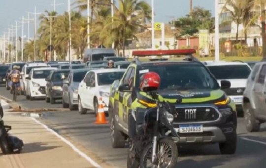 Acidente deixa duas pessoas feridas em Pituaçu
